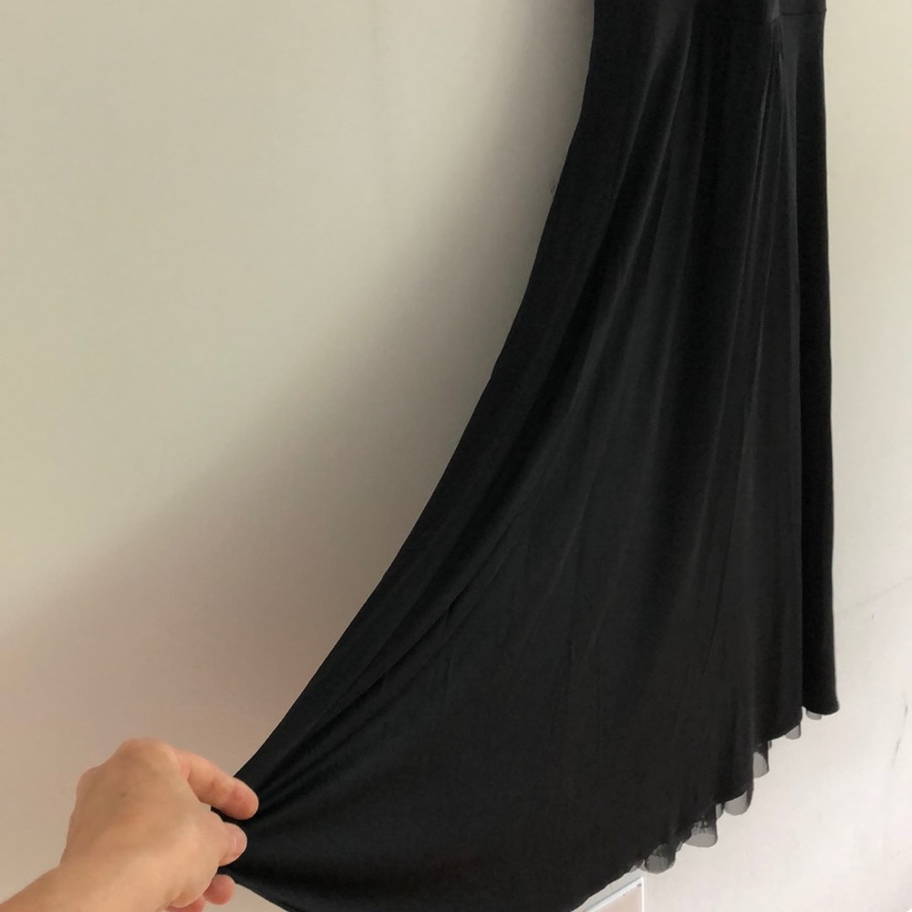 Dress - Picture 3 of 4